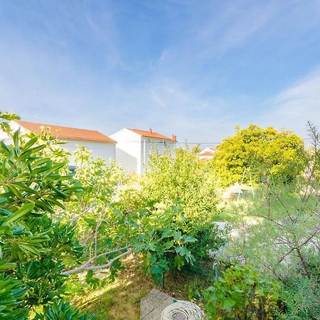 Apartments Slavica R Banjol Eksteriør billede
