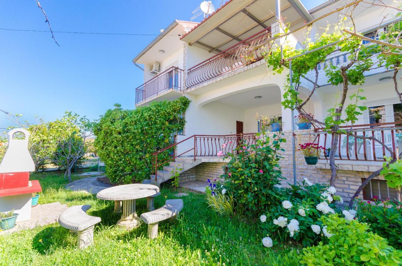 Apartments Slavica R Banjol Eksteriør billede