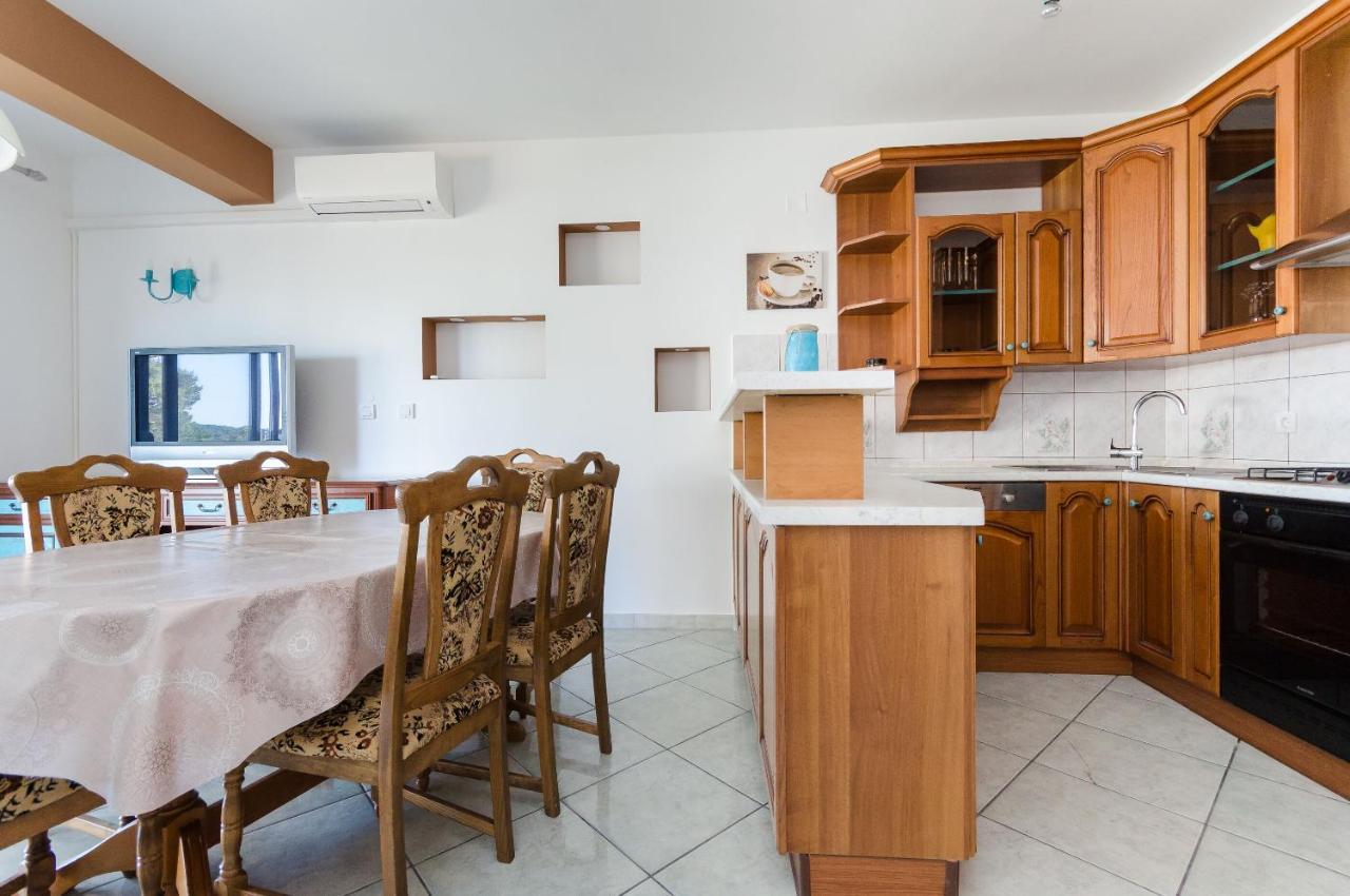 Apartments Slavica R Banjol Eksteriør billede